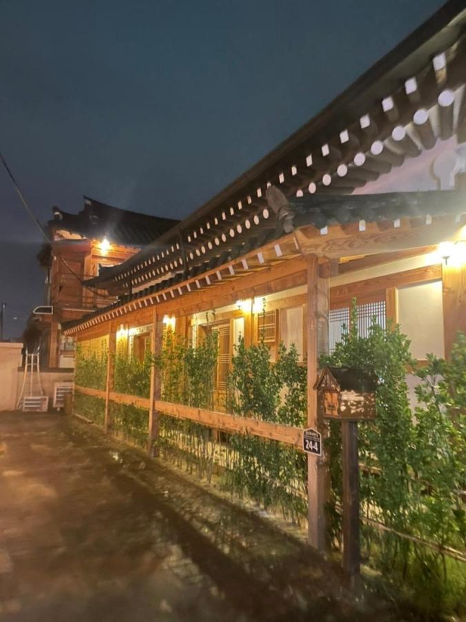 Adam Guesthouse Gyeongju Buitenkant foto
